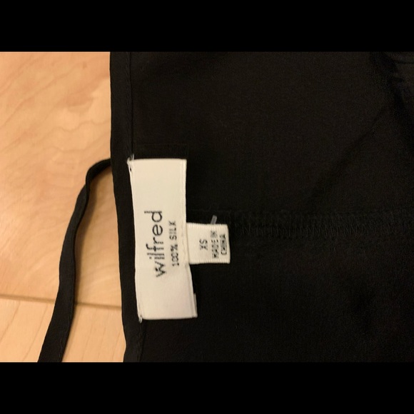 Wilfred lace bottom tank - Picture 3 of 3